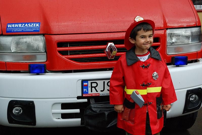 Mały strażak. Fot. terazJaslo.pl / Damian Palar