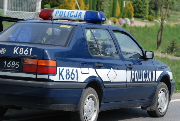 POLICJA