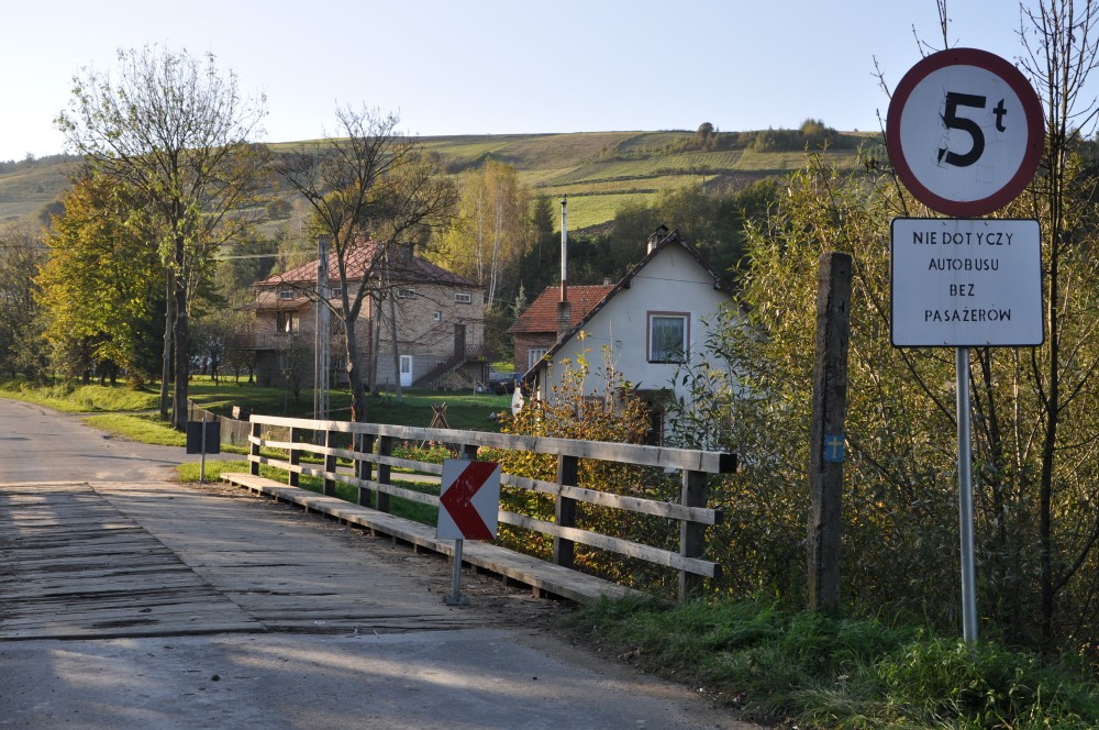 Most na potoku Ryj w Kątach