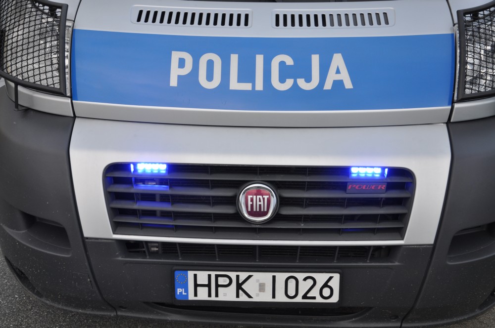 POLICJA