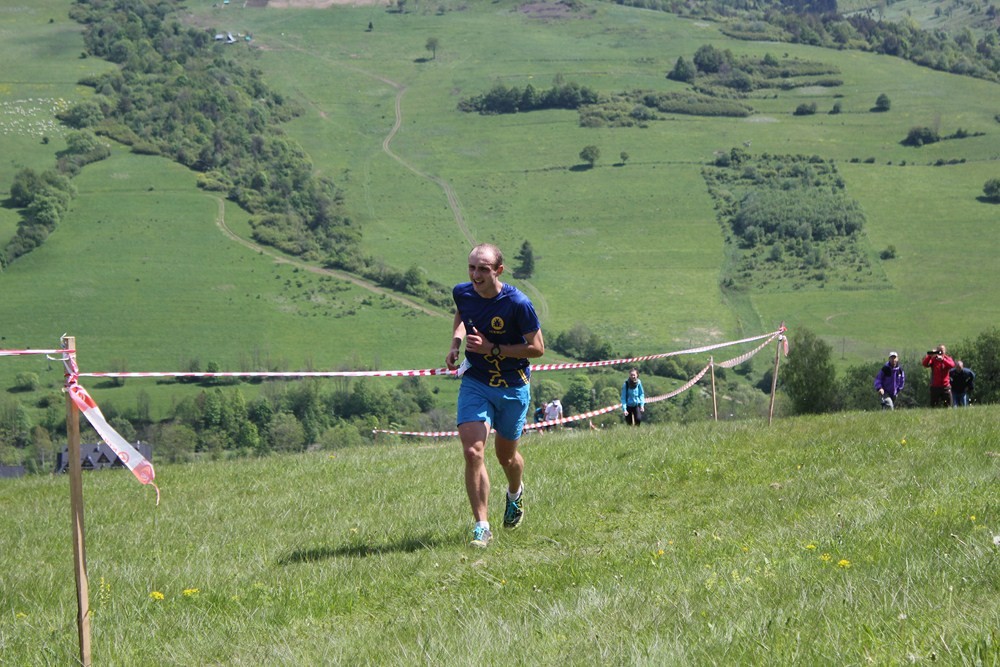 Bartosz na trasie biegu. Fot. © archiwum prywatne