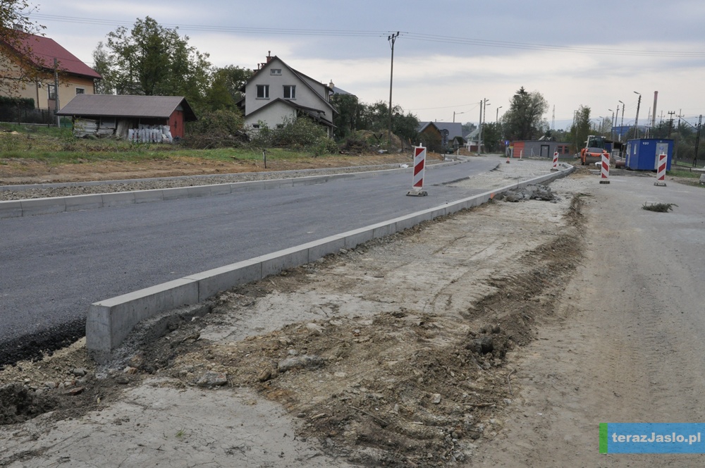 Ulica Kolejowa w trakcie rozbudowy