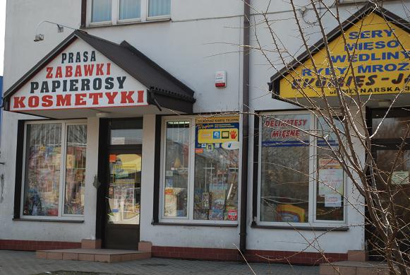 To w tym sklepie na ulicy Baczyńskiego doszło do napadu (fot. Damian Palar)