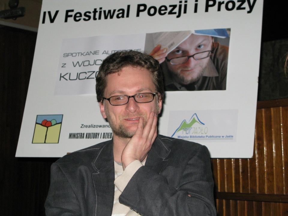 Spotkanie autorskie z Wojciechem Kuczokiem (fot. MBP w Jaśle)