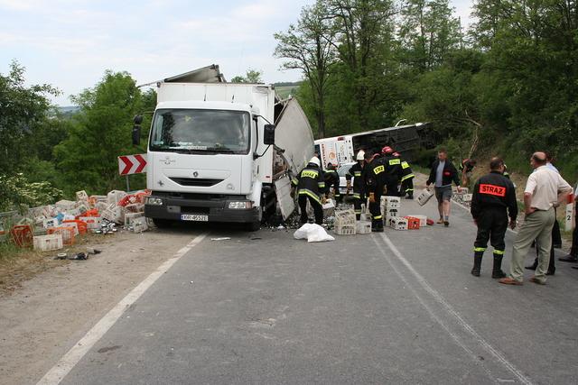 Wypadek autokaru z krośnieńskimi licealistami w 2007 roku. Fot. archiwum Policji