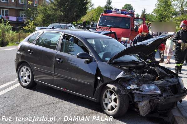 Wypadek w Zarzeczu. Fot. terazJaslo.pl / Damian Palar