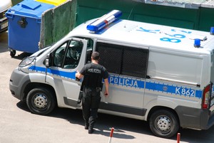 POLICJA