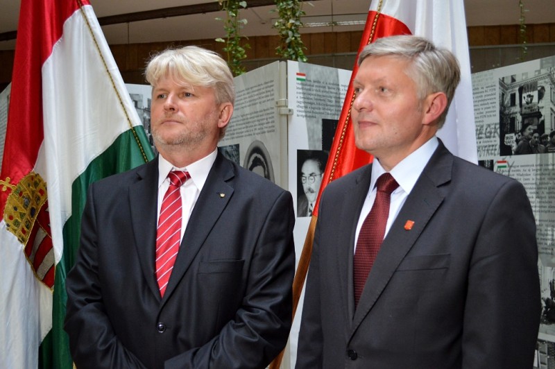 Karol Biernacki (z lewej) i burmistrz Jasła Andrzej Czernecki