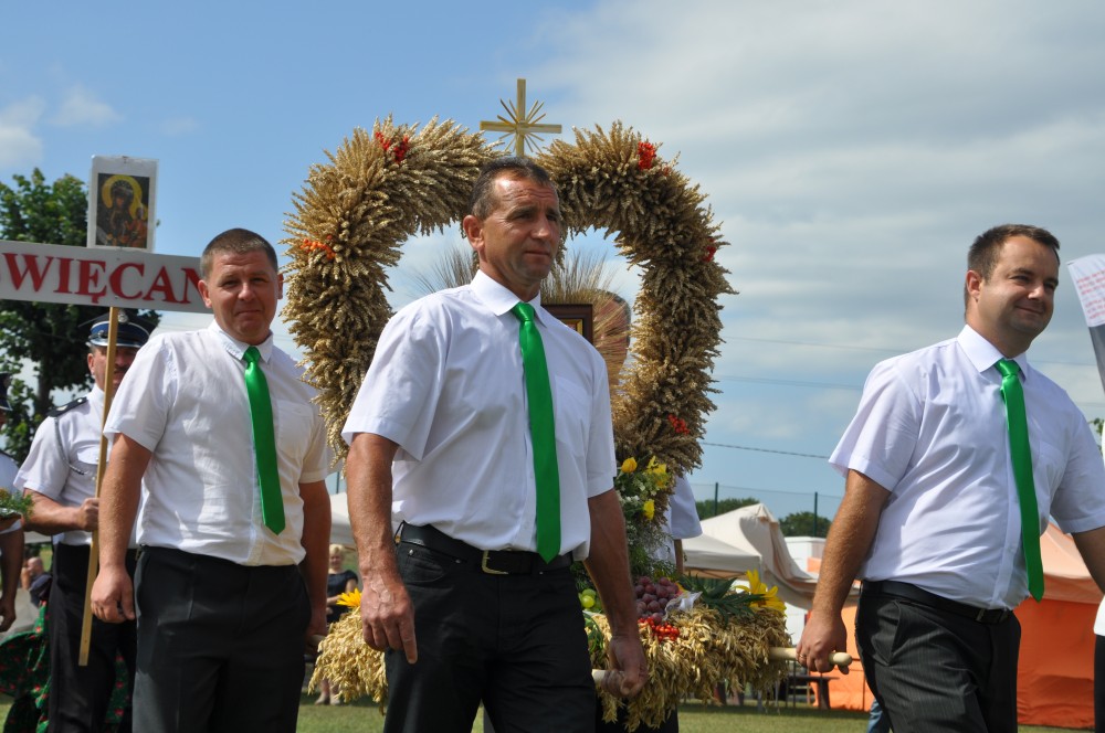 Dożynki Powiatu Jasielskiego 2013 w Skołyszynie Dożynki Powiatu Jasielskiego 2013 w Skołyszynie
