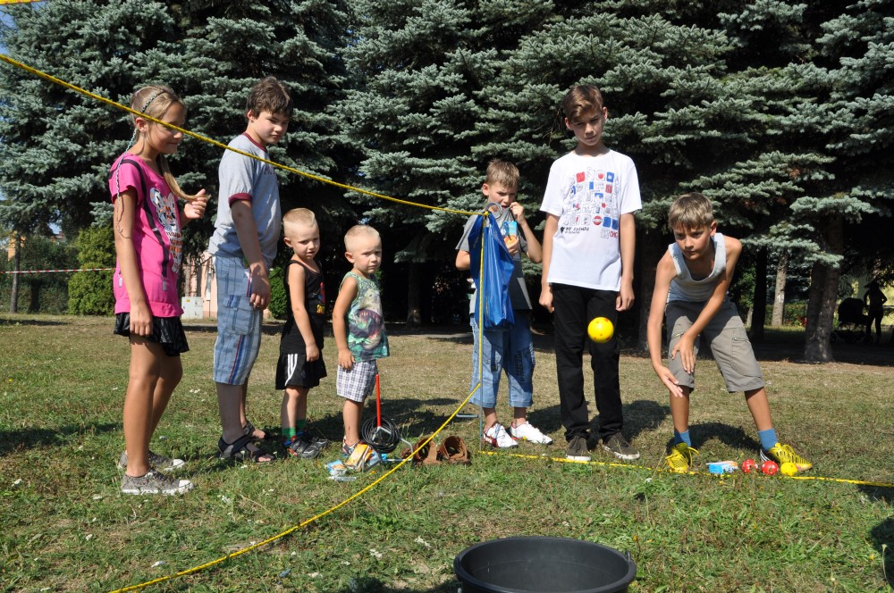 II Piknik Osiedlowy na MOSiRze II Piknik Osiedlowy na MOSiRze