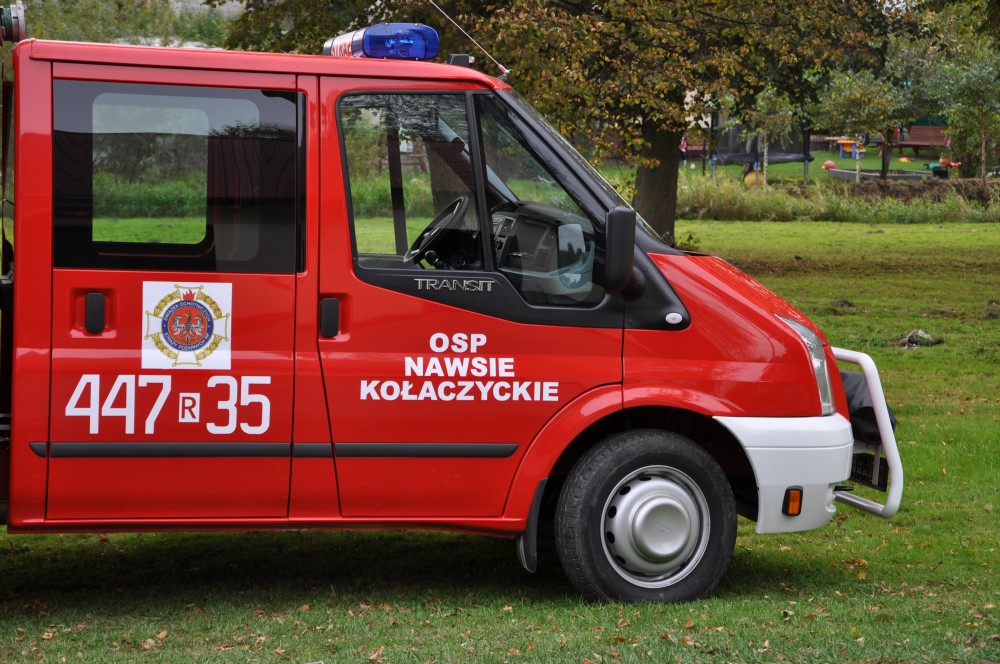 Nowy lekki samochód ratowniczo-gaśniczy OSP Nawsie Kołaczyckie