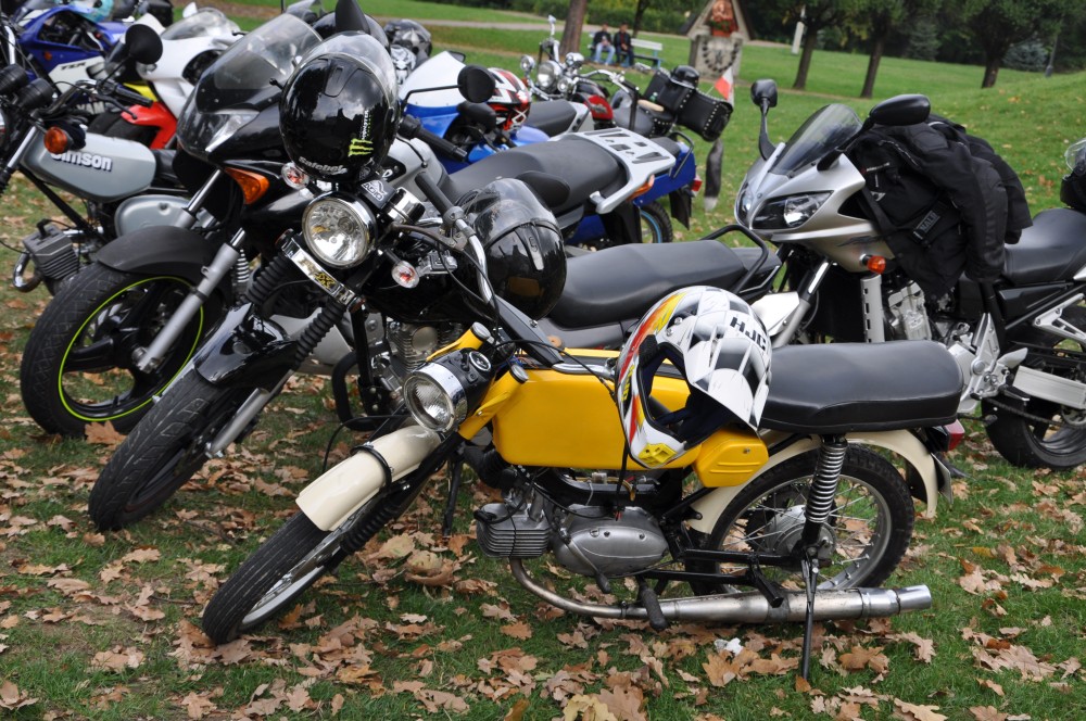Zakończenie sezonu motocyklowego w Dębowcu Zakończenie sezonu motocyklowego w Dębowcu
