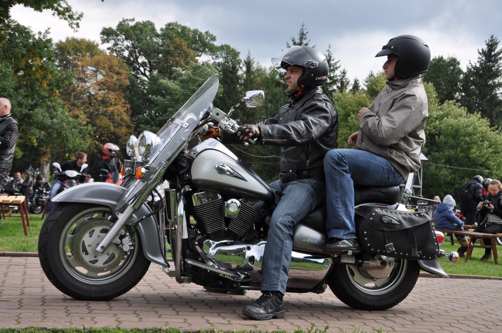 Zakończenie sezonu motocyklowego w Dębowcu Zakończenie sezonu motocyklowego w Dębowcu