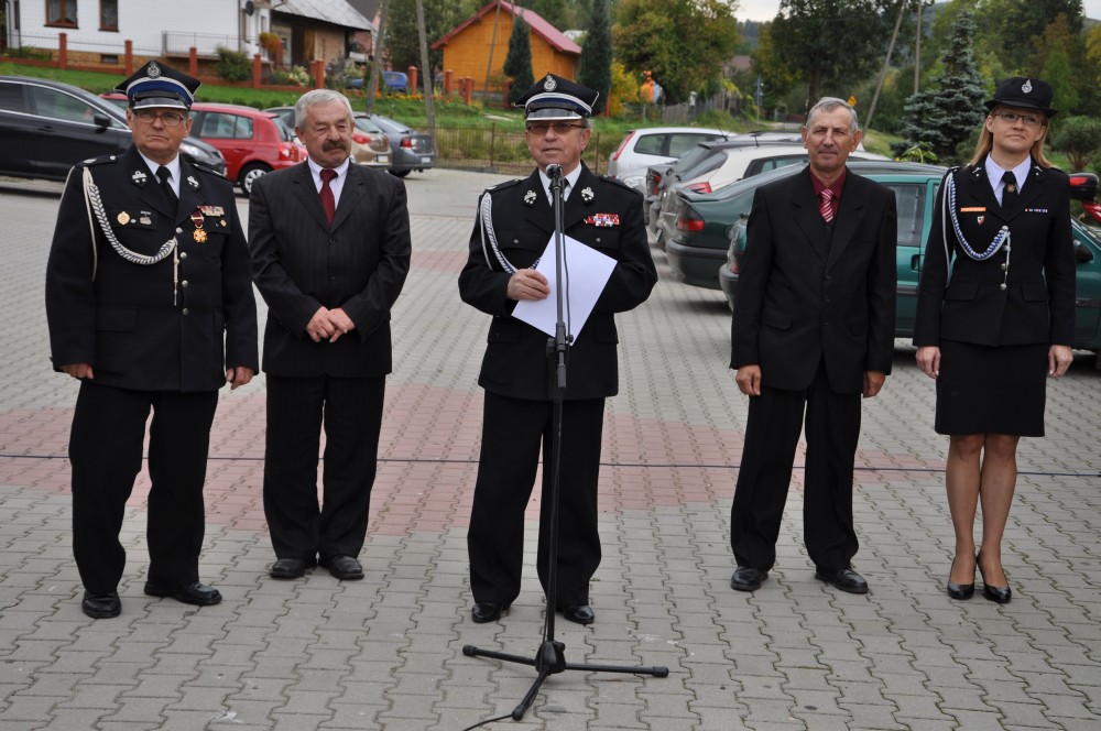Uroczyste przekazanie samochodu dla OSP Kąty Uroczyste przekazanie samochodu dla OSP Kąty