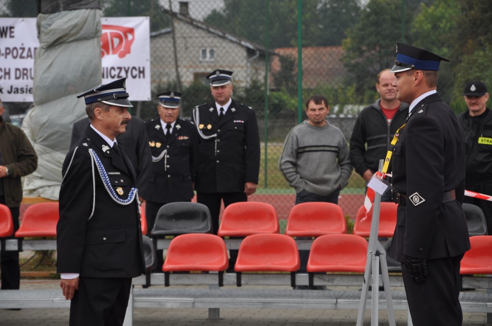 VIII Powiatowe Zawody Sportowo-Pożarnicze Jednostek OSP i MDP VIII Powiatowe Zawody Sportowo-Pożarnicze Jednostek OSP i MDP